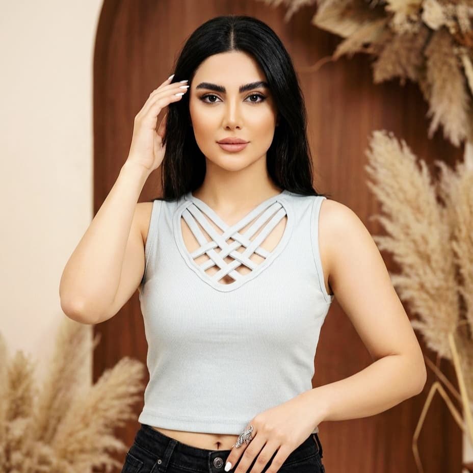 کراپ زنانه یقه حصیری کبریتی مناسب سایز ۳۶ تا ۴۴ با رنگ‌بندی متنوع | دلسامه