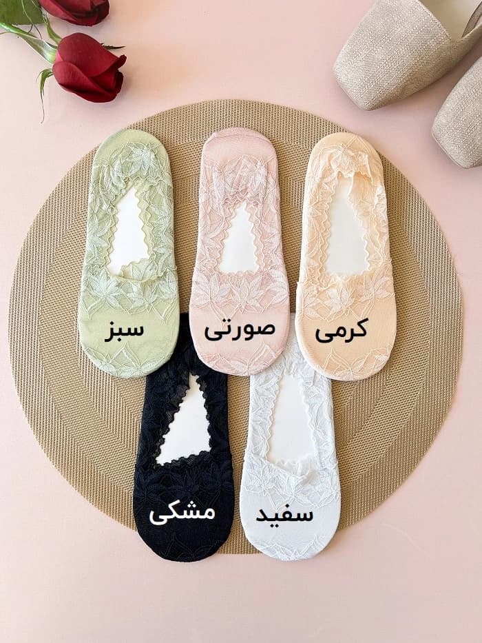 جوراب زنانه کالج طرح برگ — تصویر ۳