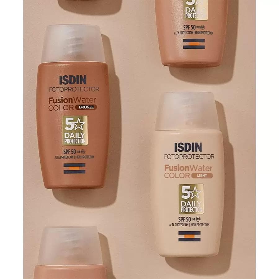 ضدآفتاب رنگی فیوژن واتر ایزدین با SPF50 لایت – ISDIN Fusion Water Magic Light