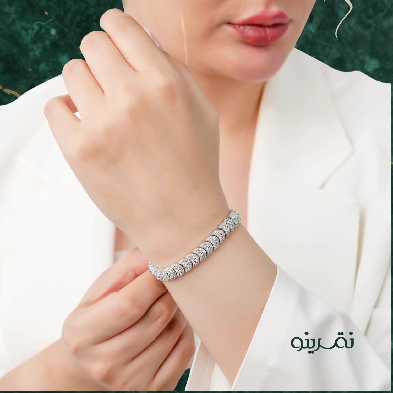 دستبند نقره زنانه مجلسی جواهری مدل BI K8 — تصویر ۲