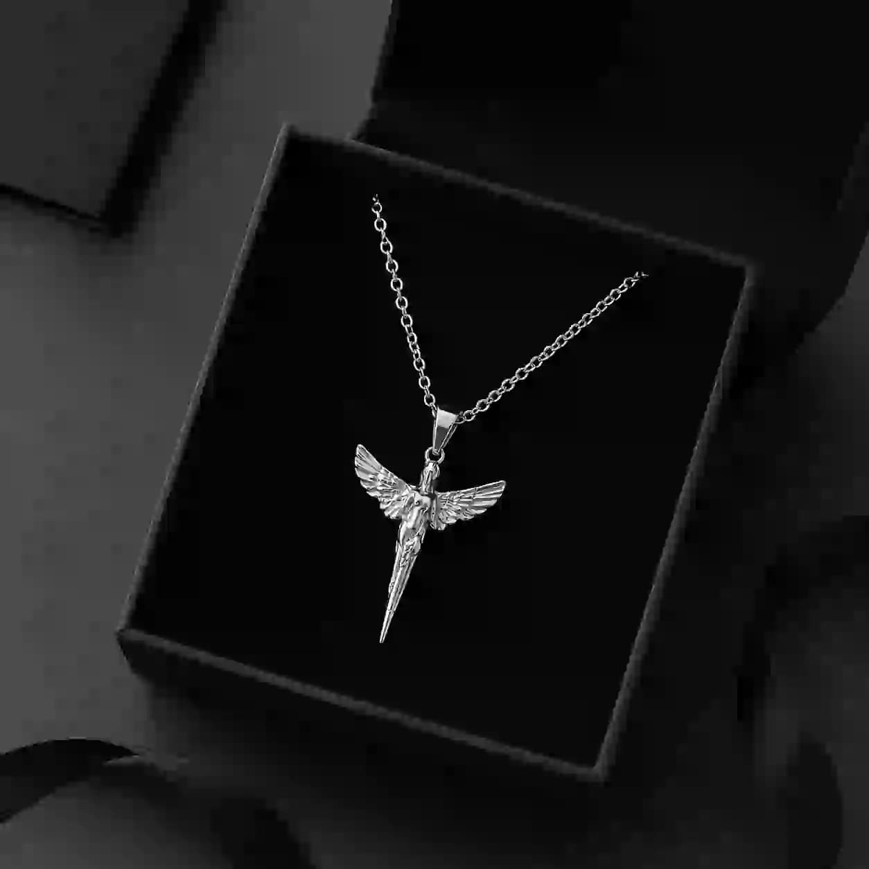 گردنبند آنجل یا گردنبند فرشته