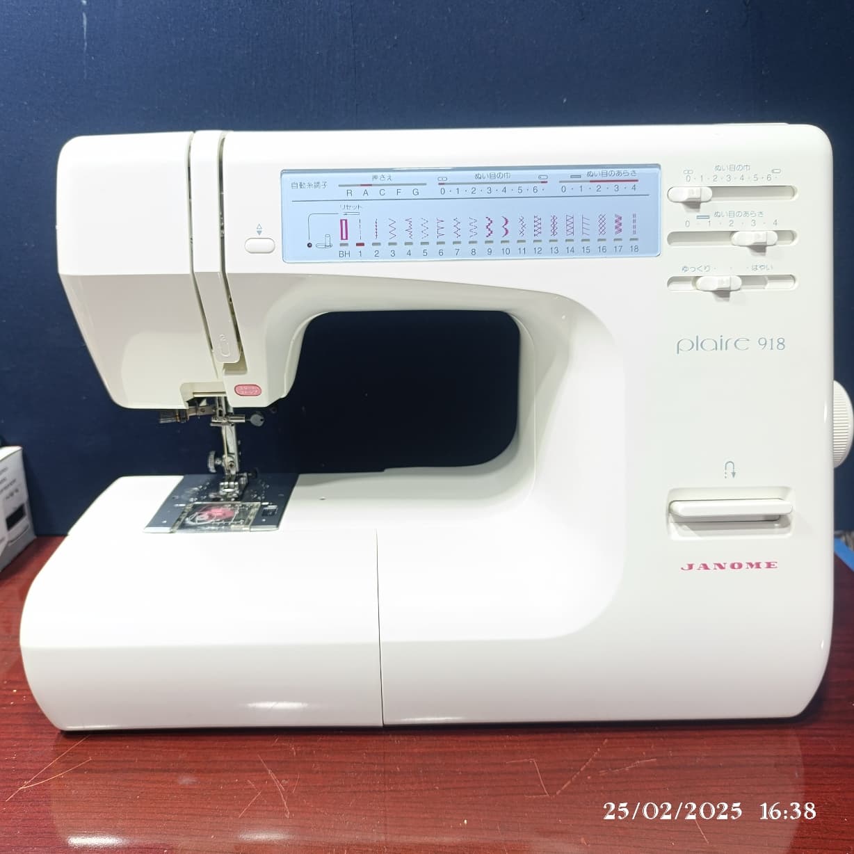 چرخ خیاطی ژانومه 18مدل دوخت جا دکمه اتومات مدل plaire918