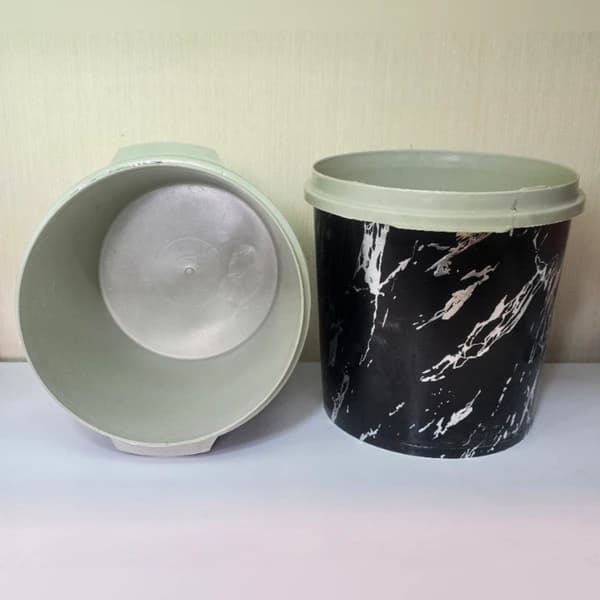 سطل زباله پلاستیکی چاپدار کوچک