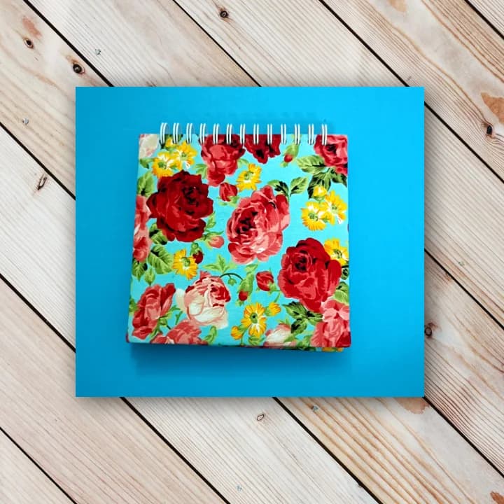 دفترچه گل گلی سیمی جیبی (12.5 در 12.5 سانت)