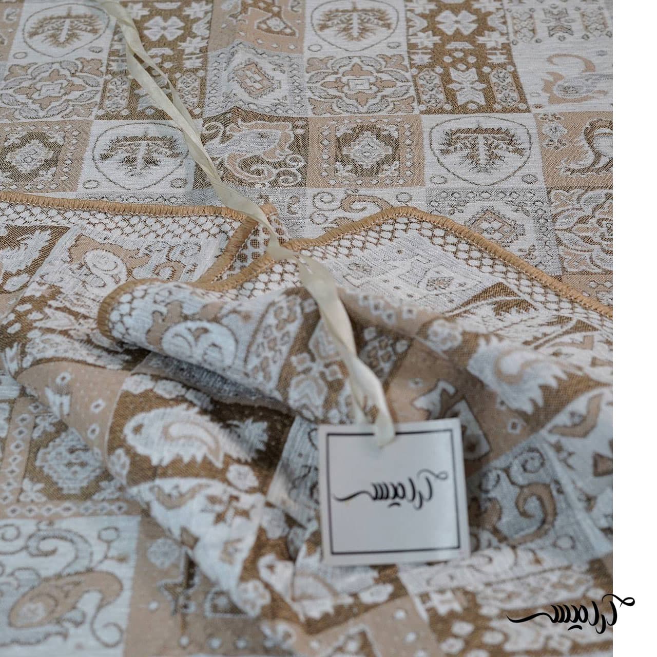 زیر سفره دورو مخمل مهرگان
