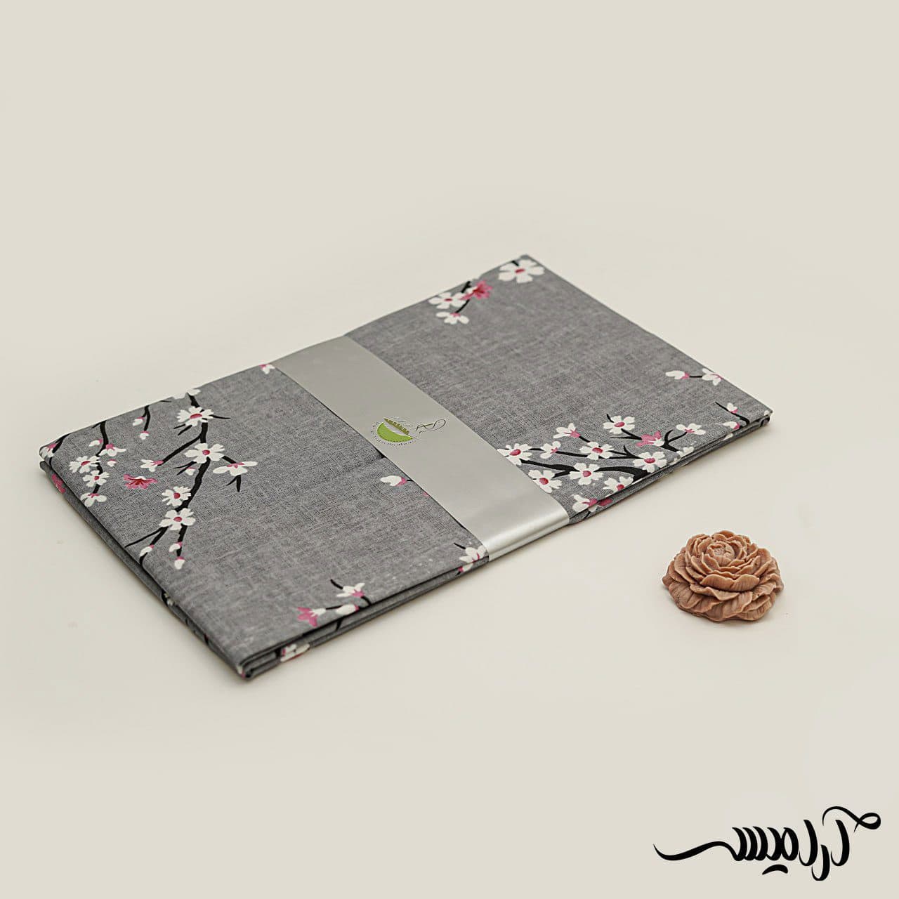 روبالشتی متین — تصویر ۵