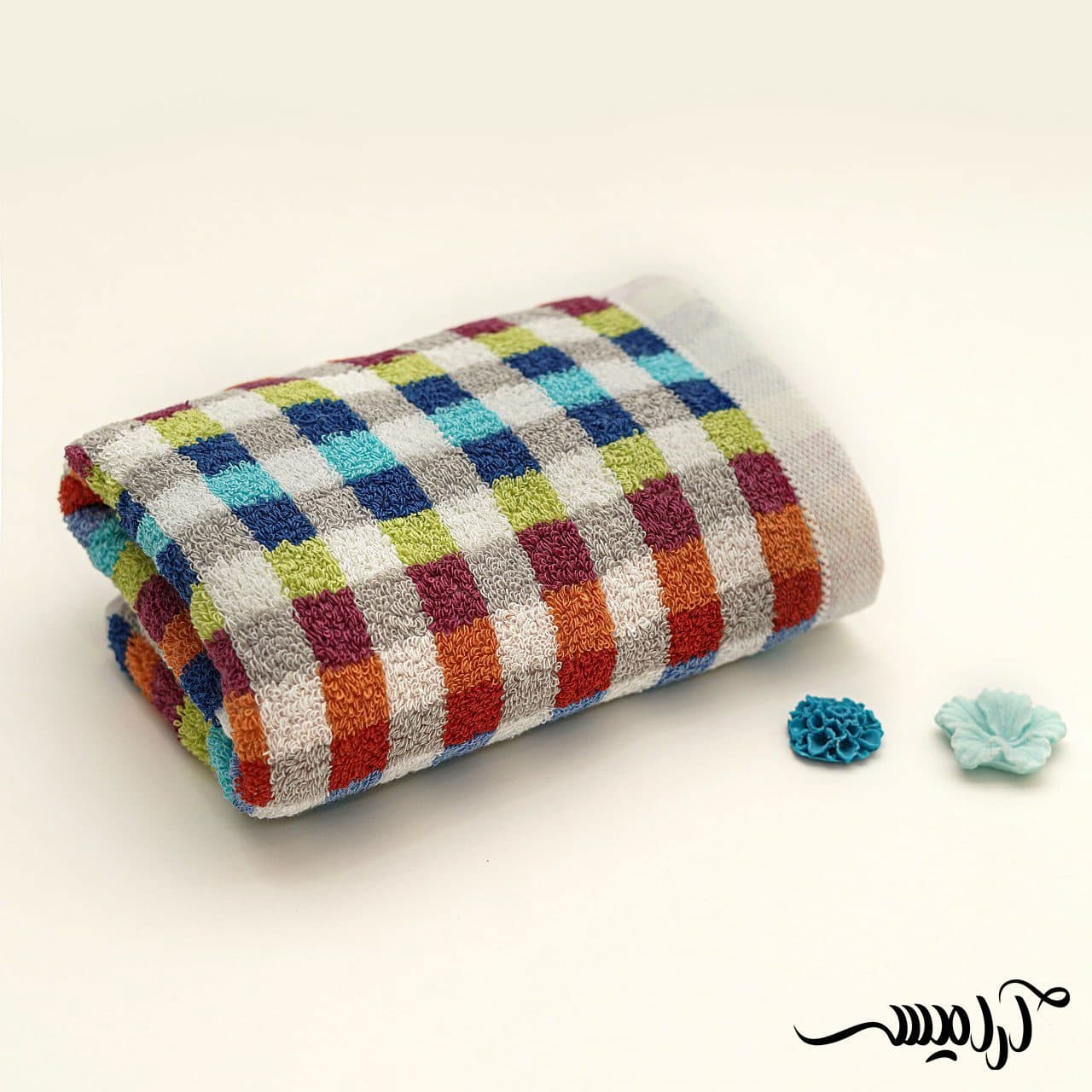 حوله دستی طرح میخک — تصویر ۵