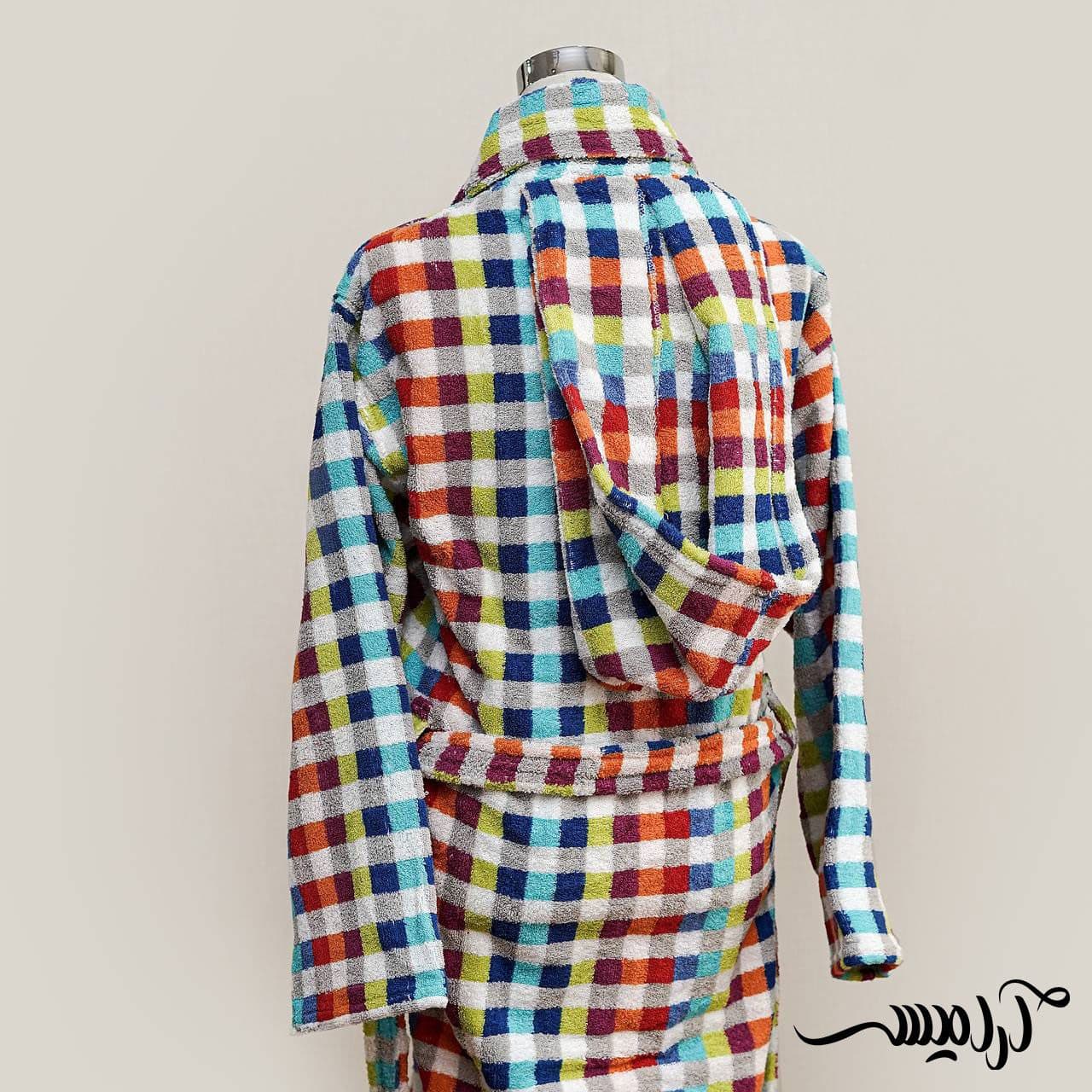 حوله پالتویی طرح میخک — تصویر ۳