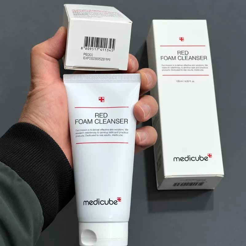 فوم شوینده ضد جوش مدی کیوب Medicube مدل Red حجم 120 میلی لیتر — تصویر ۶