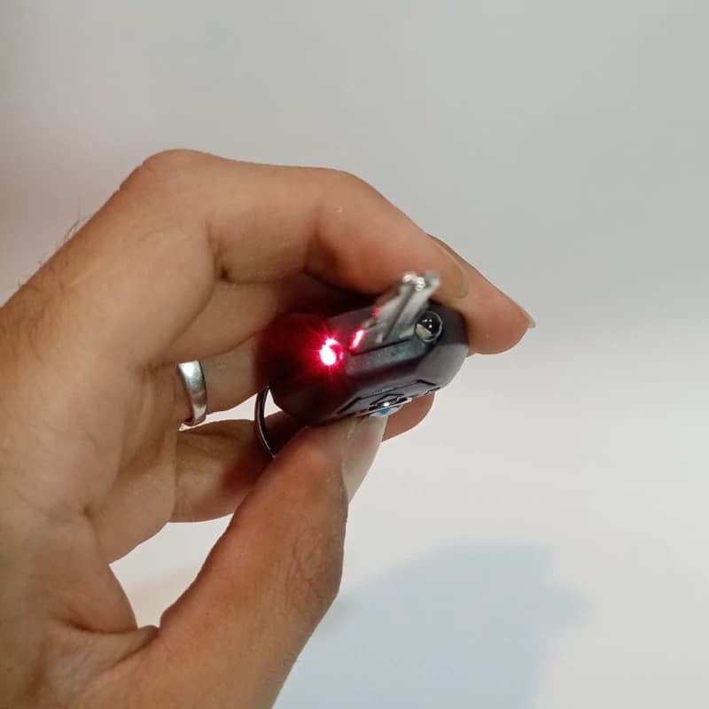ابزار شوخی طرح دزدگیر شوک – تجربه‌ای جالب و جذاب — تصویر ۶