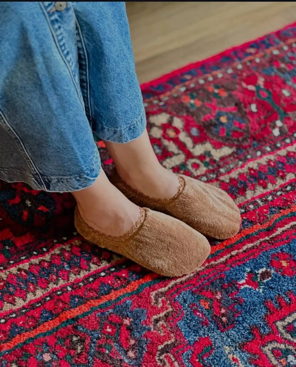 پاپوش پشمی زنانه