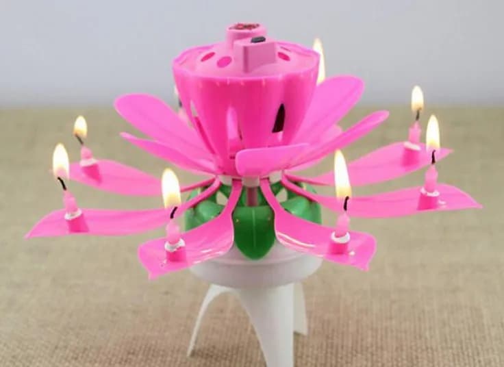 شمع موزیکال طرح گل | شمع تولد چرخشی و موزیکال — تصویر ۵
