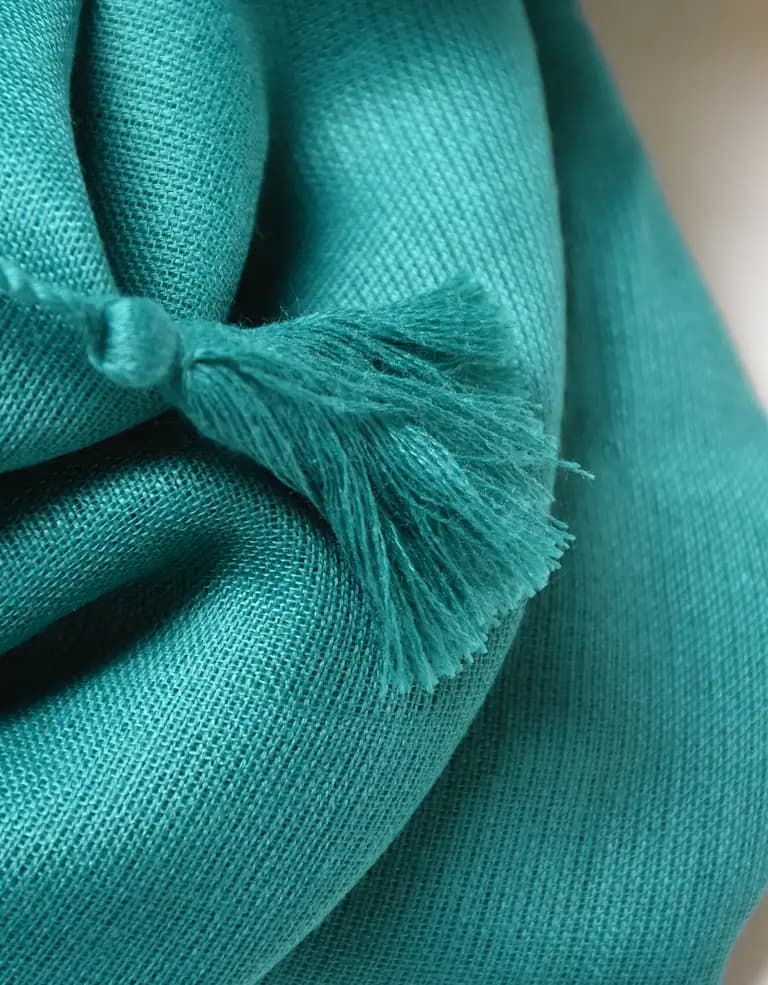روسری ساده نخی ضد چروک تارا کد 1087 — تصویر ۷