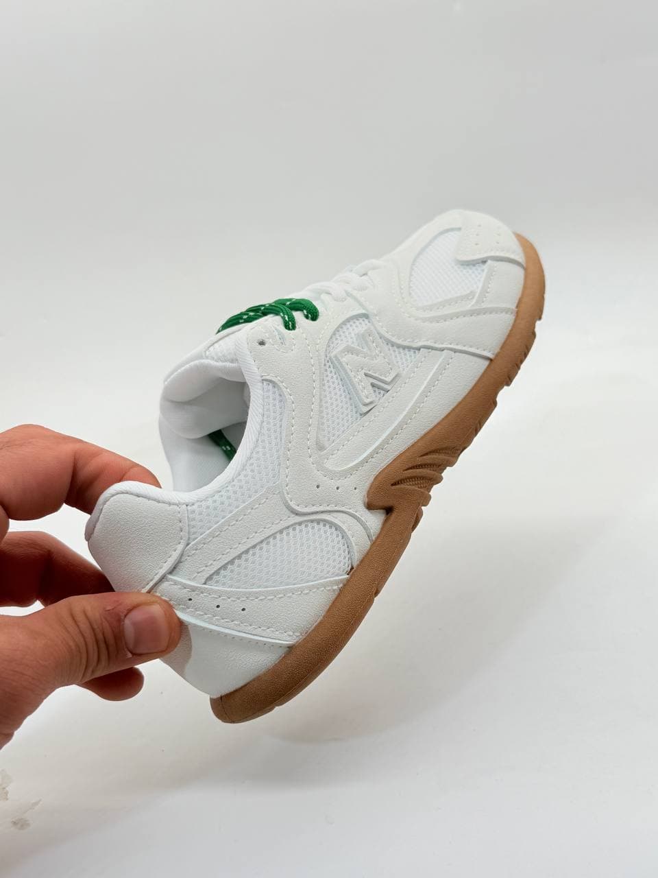 کتونی نیوبالانس میو میو سفید New Balance Miu Miu White Sneakers — تصویر ۵