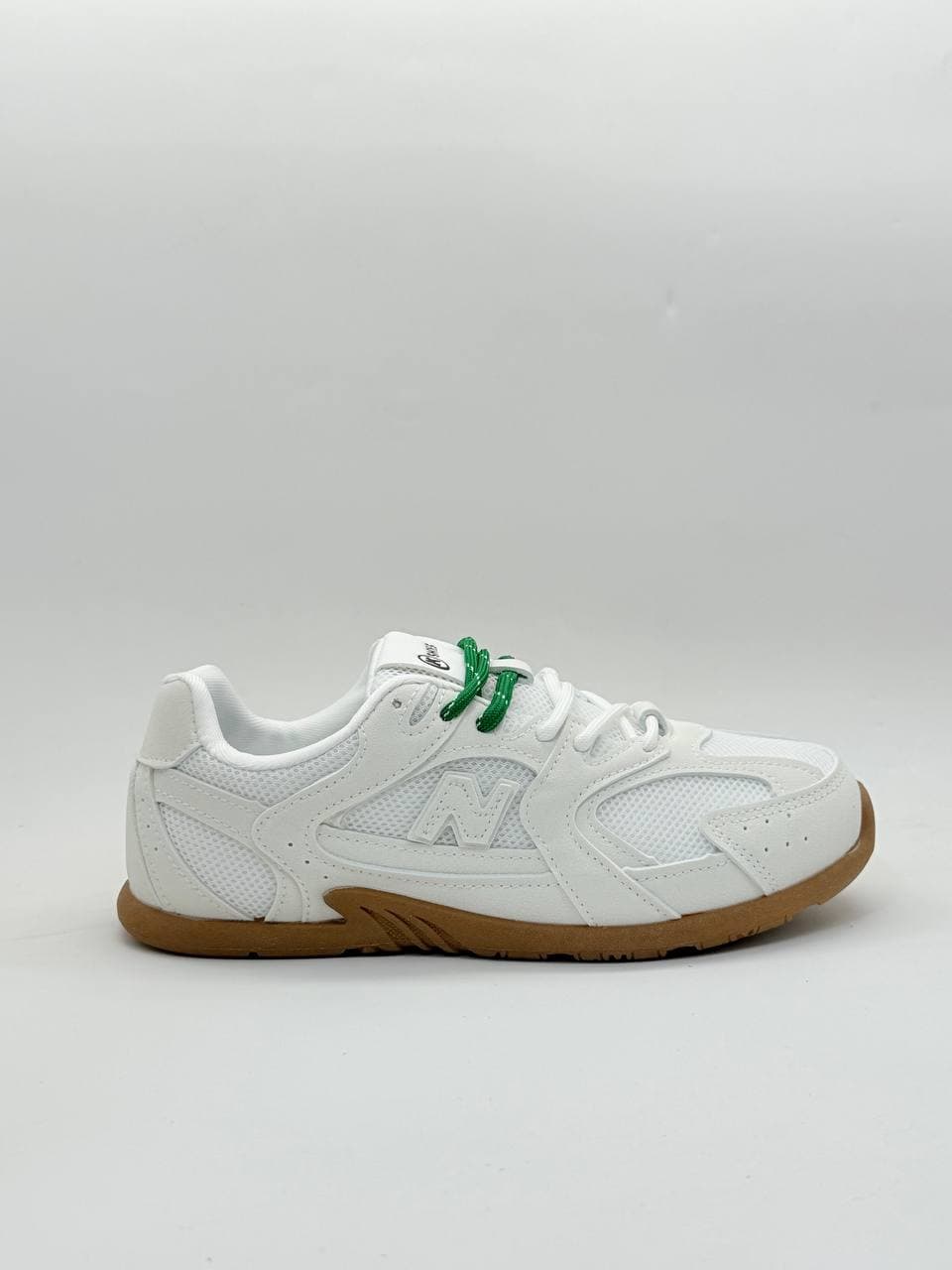 کتونی نیوبالانس میو میو سفید New Balance Miu Miu White Sneakers