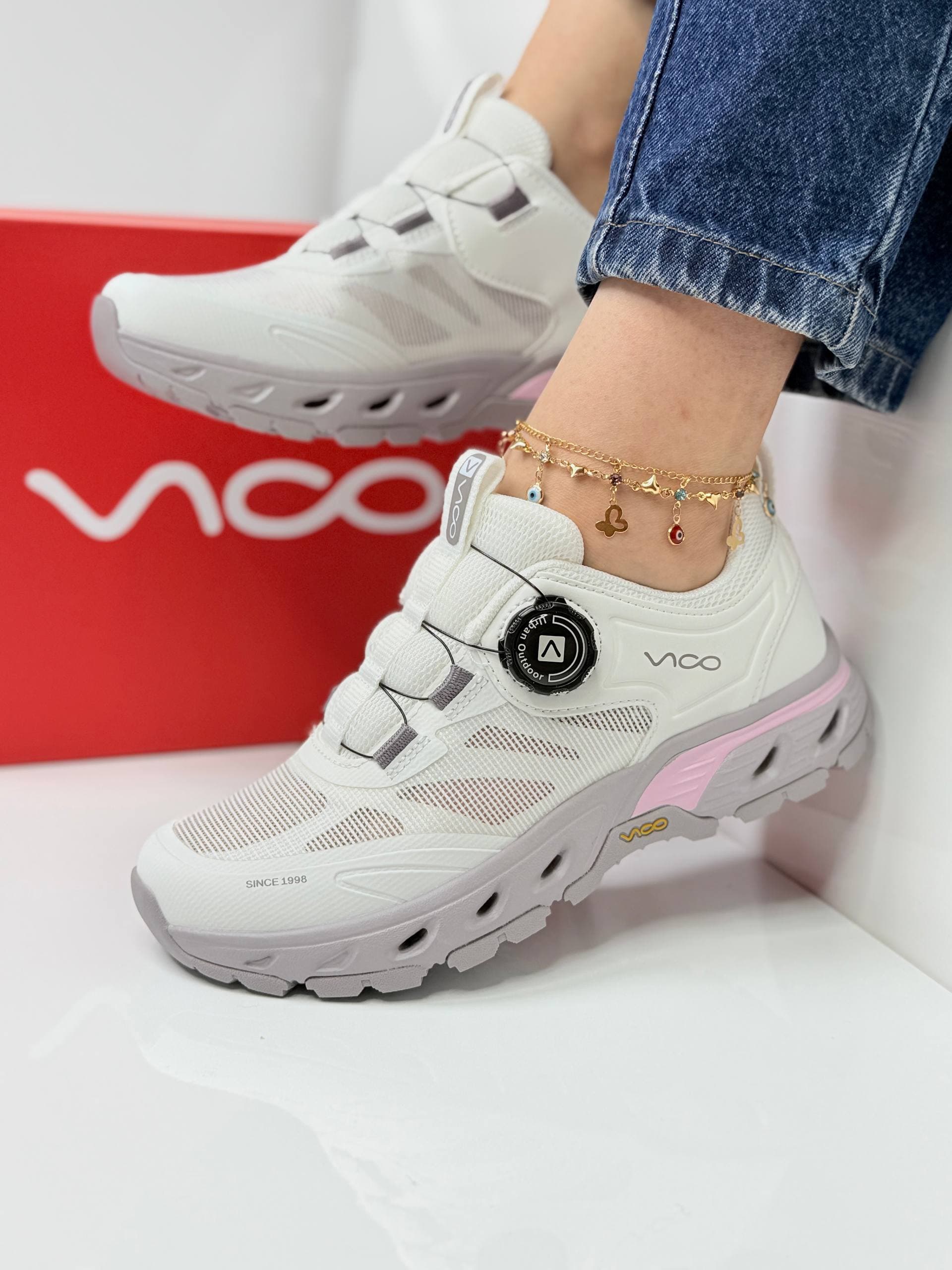 صندل تابستانه بند کمپرسی ویکو سفید زیره بنفش Vico white and purple compression strap summer sandals — تصویر ۴