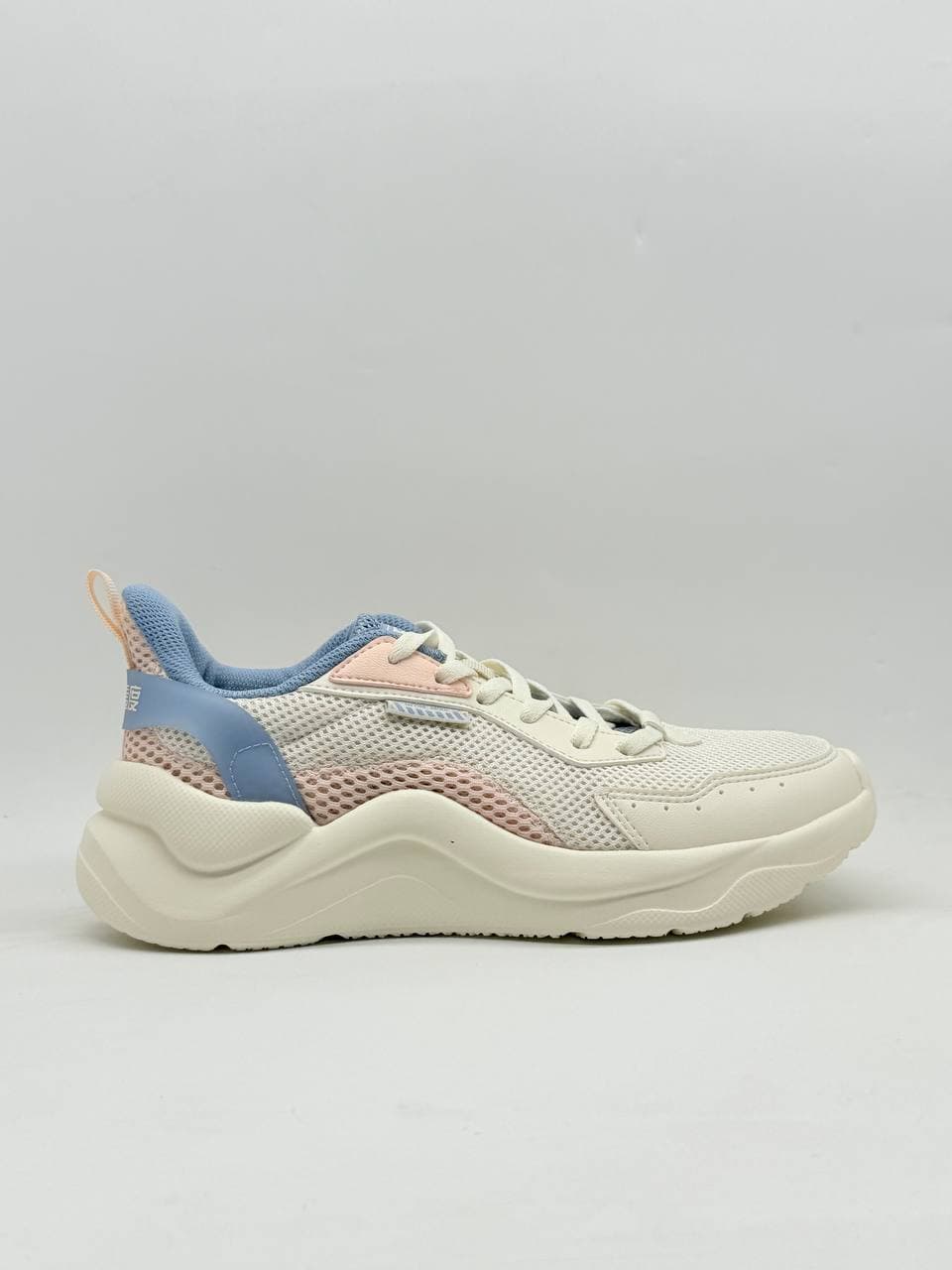 کفش ۳۶۱ سفید آبی white blue 361shoes