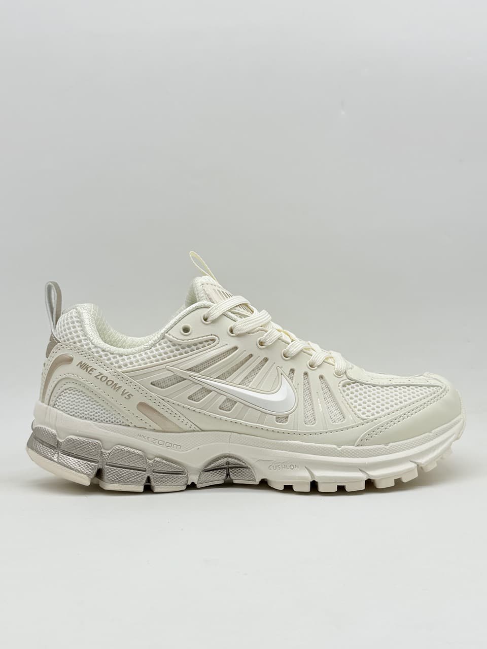 کفش نایک زوم وی 5 کرمی Nike Zoom v5 creem