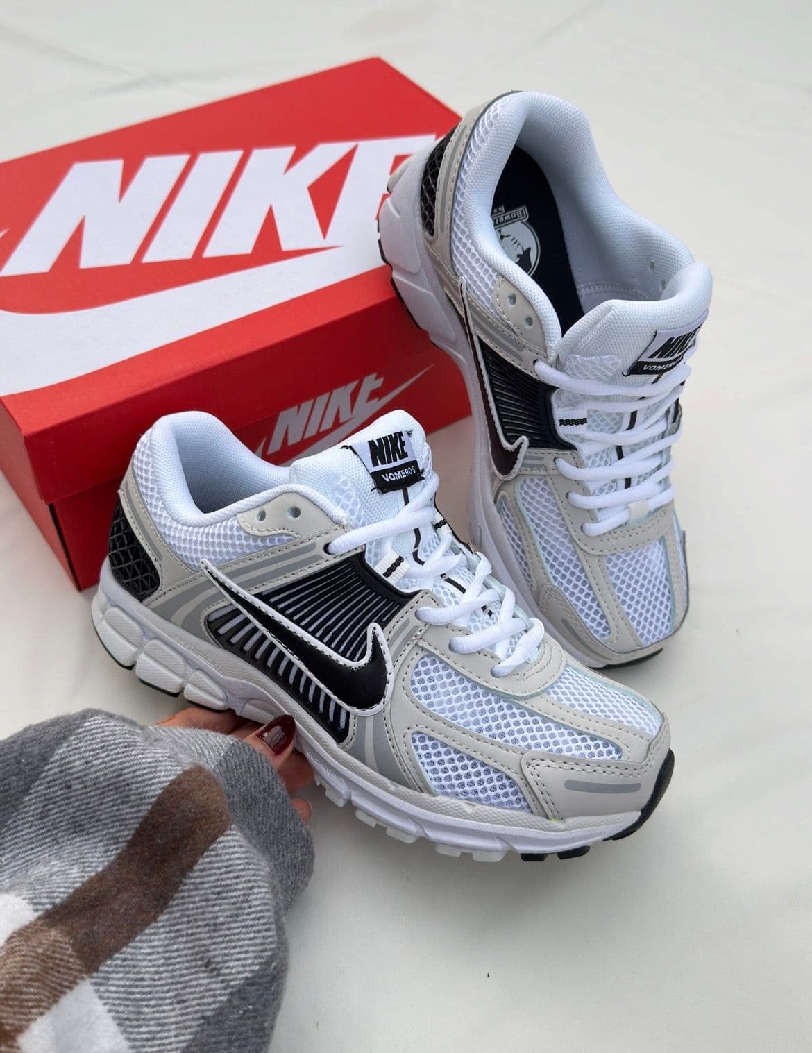 کتونی نایک ایر زوم ومرو 5 سفید مشکی Nike Air Zoom vomer 5 white black