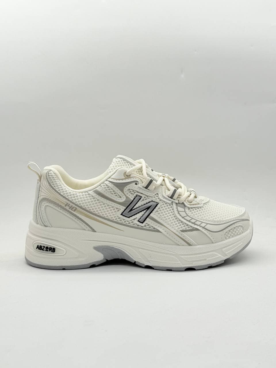 کفش نیوبالانس 740 کرمی New Balance 740 Cream Shoes