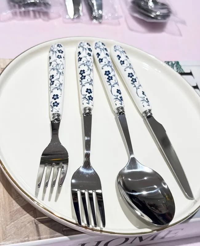 قاشق و چنگال دسته پرسلن وارداتی کد kit -1566 — تصویر ۲