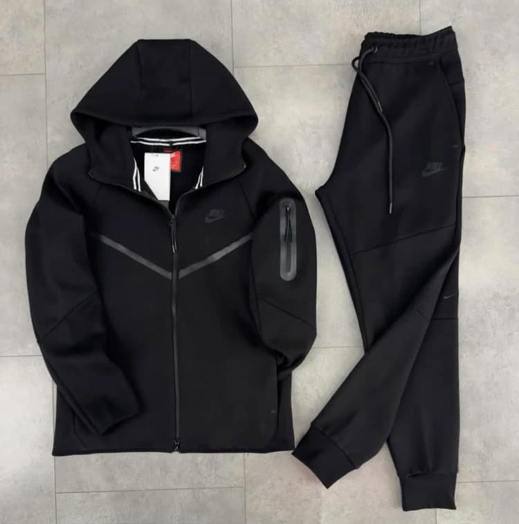 ست گرمکن و شلوار نایک تک فلیس (Nike Tech Fleece) — تصویر ۲