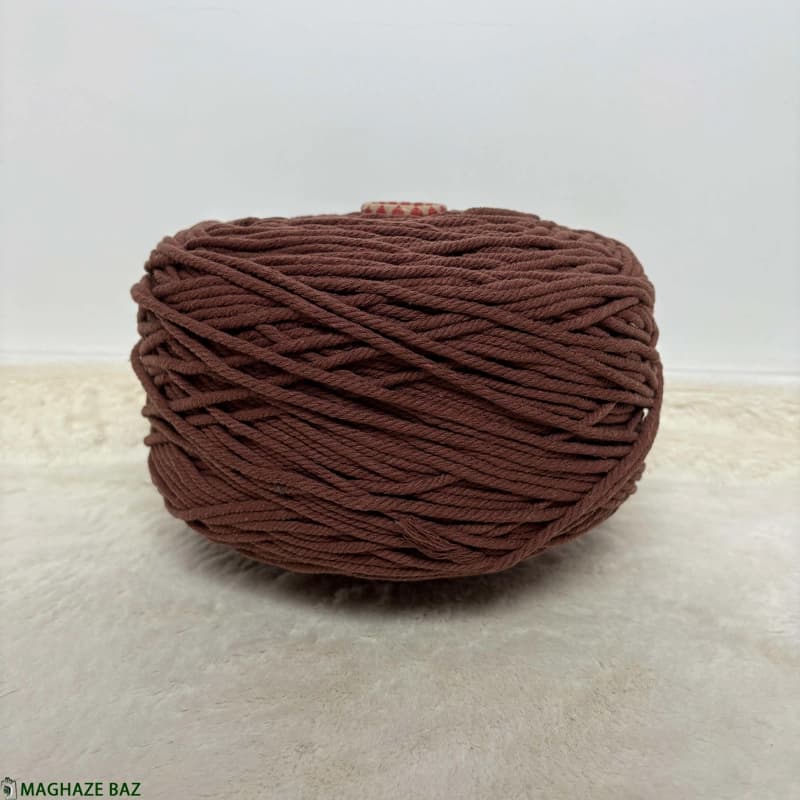 نخ مکرومه بافی رنگ شکلاتی 250 گرمی