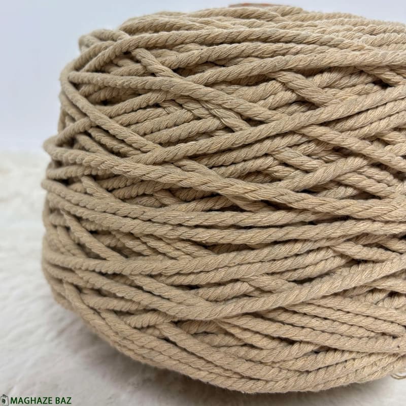 نخ مکرومه بافی رنگ کرم روشن 250 گرمی — تصویر ۳