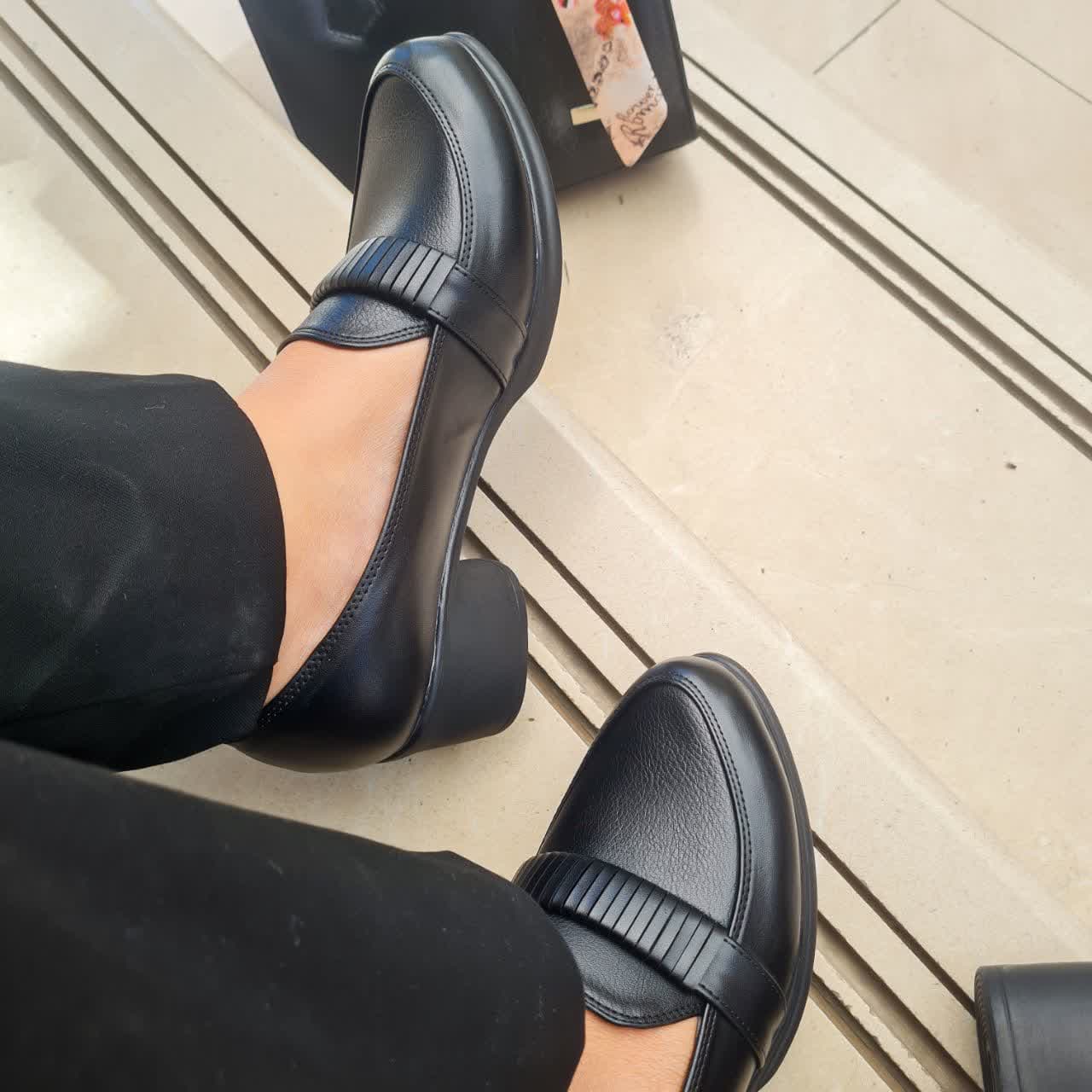 کفش زنانه طبی بزرگپا توکان — تصویر ۳