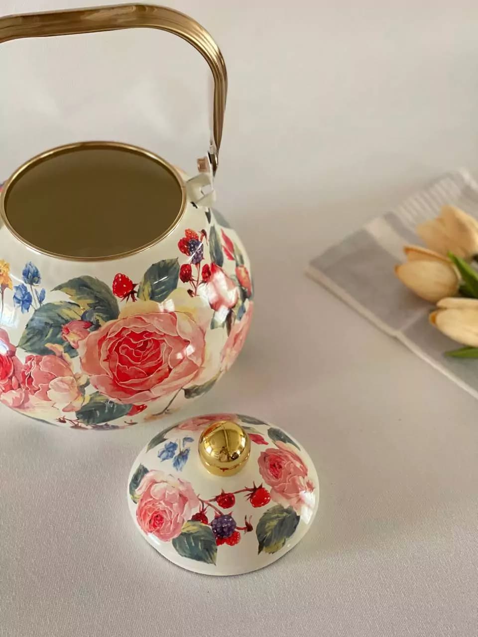 کتری لعابی طرح گل — تصویر ۴
