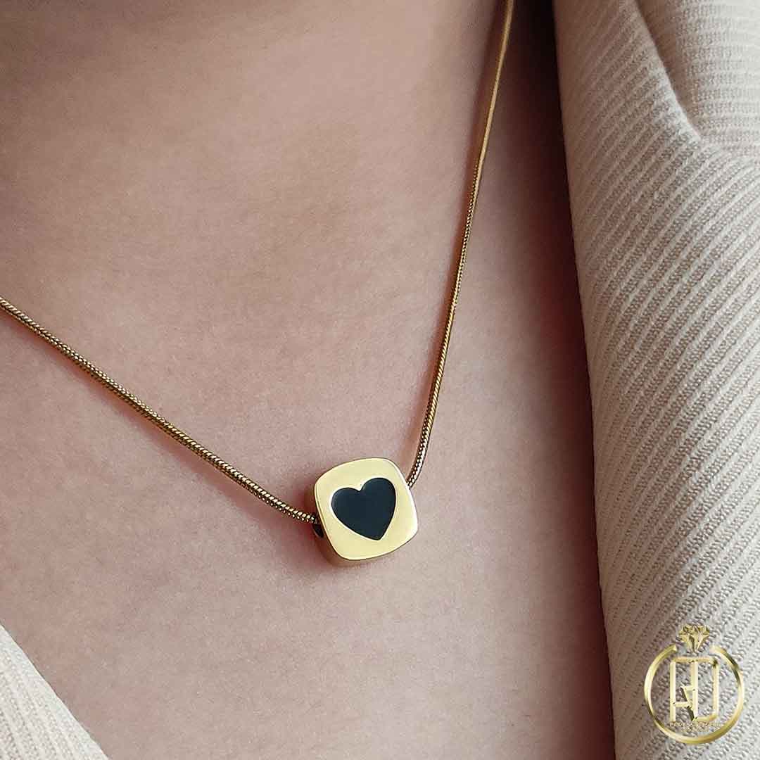گردنبند قلب مشکی استیل رنگ ثابت