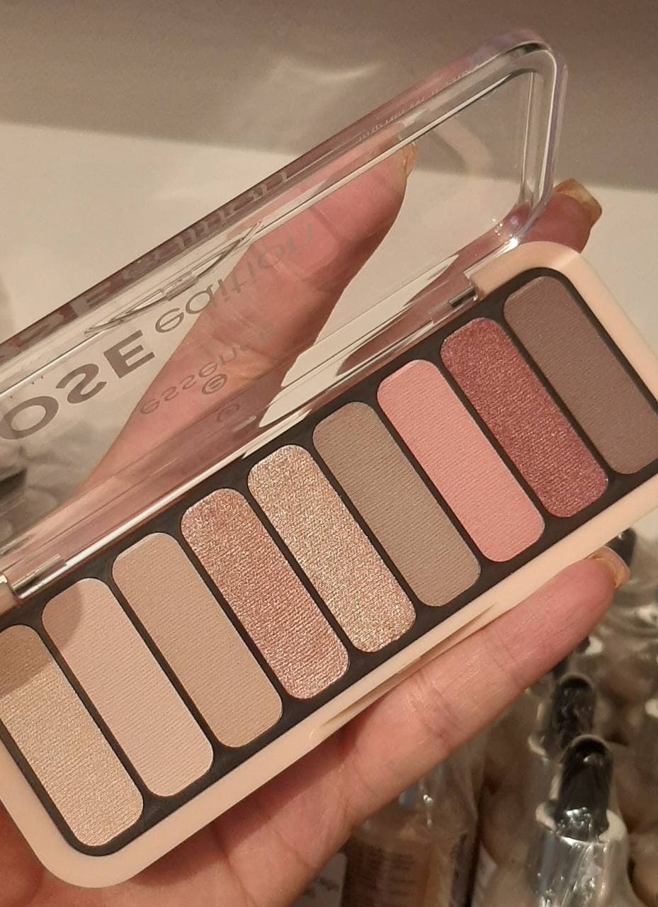 سایه چشم اسنس شماره 10 Pretty in Nude | Essence The Nude Edition — تصویر ۲