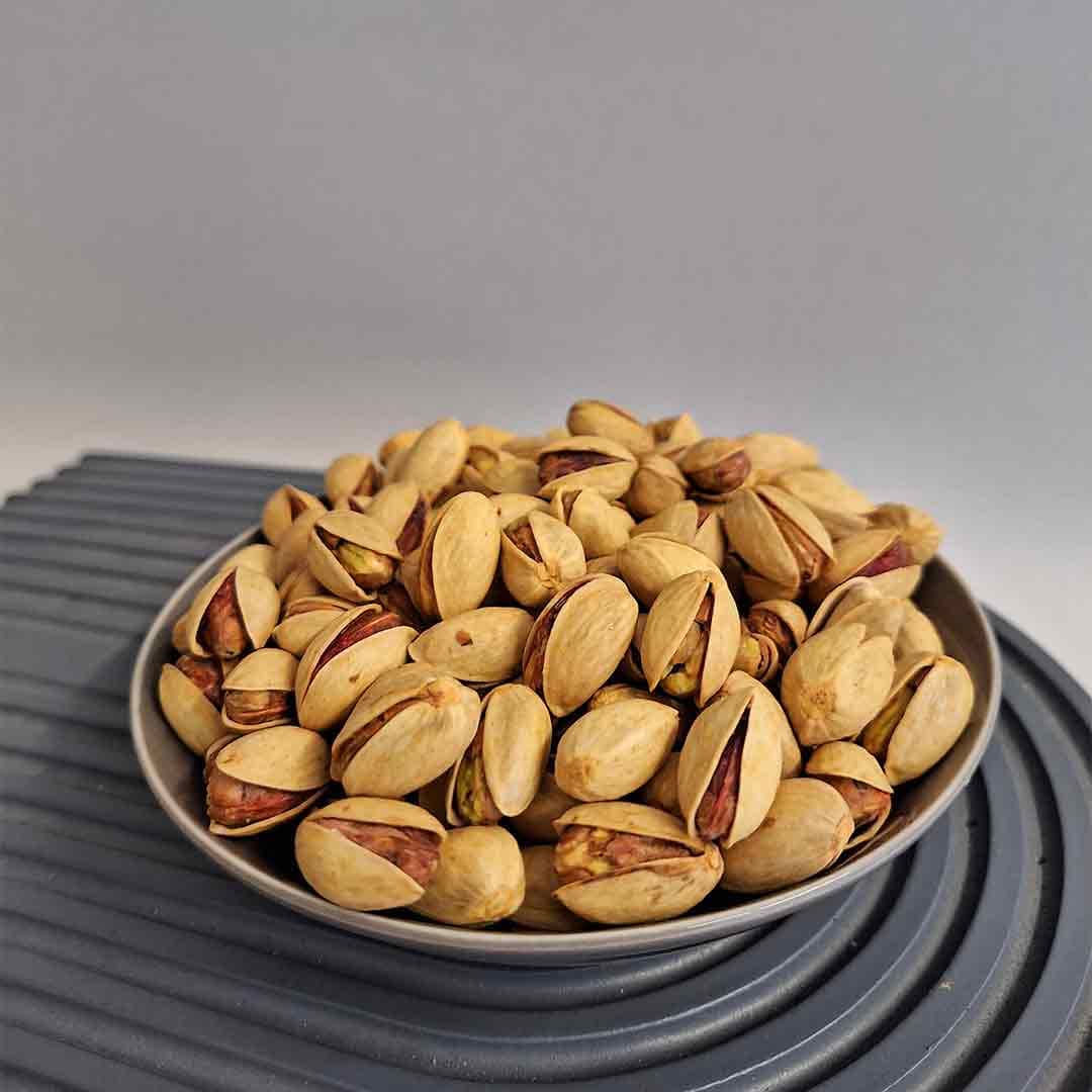 پسته احمد آقایی شور | Ahmad Aghaei Salted Pistachio — تصویر ۲