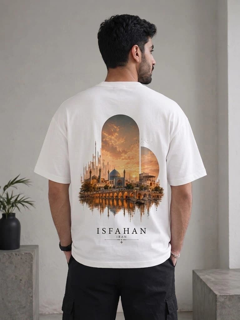 تیشرت باکسی طرح انعکاس نقش جهان