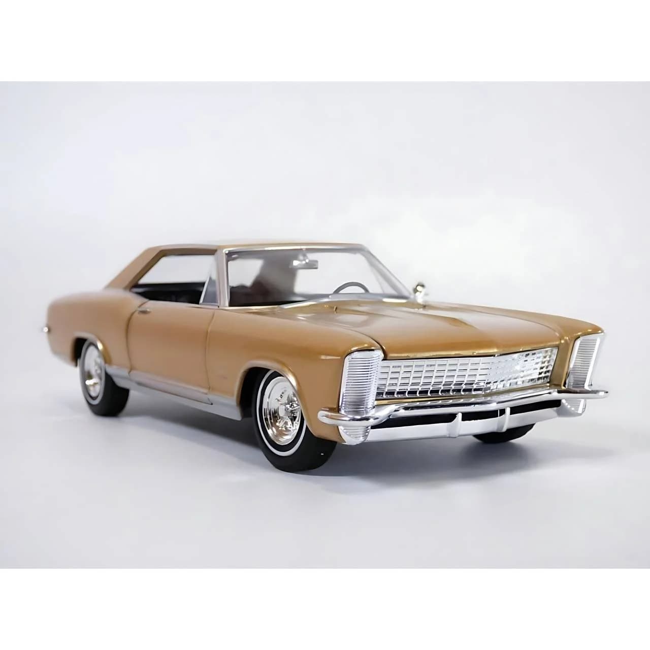 ماکت ماشین فلزی بیوک مدل 1965 Buick Riviera Gran Sport ویلی مقیاس 1:24 — تصویر ۶