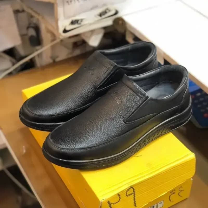 کفش چرم طبی مردانه رخشی سایز 45-47 راحتی و بادوام — تصویر ۵