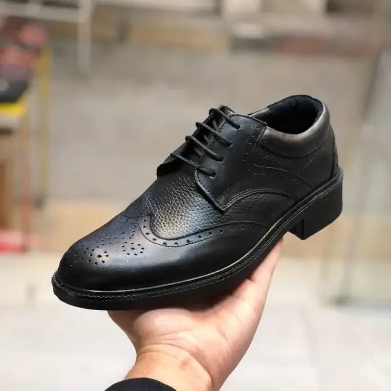 کفش چرم مردانه رخشی مدل مجلسی مشکی سایز 40 تا 44 رویه چرم طبیعی آستر چرم بزی کفی طبی زیره پیو — تصویر ۳