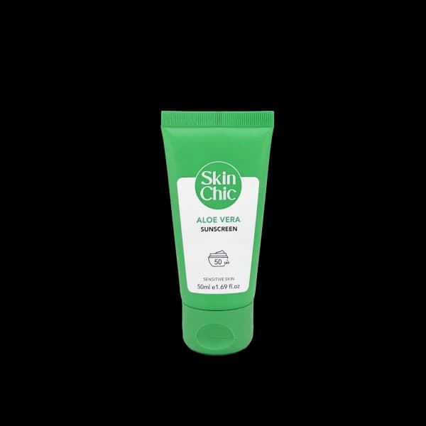 کرم ضد آفتاب حاوی عصاره آلوئه ورا spf 50 اسکین شیک 50 میل