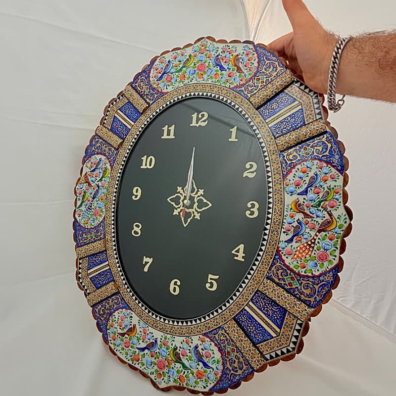 ساعت خاتم‌کاری بیضی طرح گل و بلبل 50×60 2 — تصویر ۵
