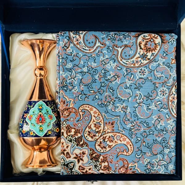 ست اداری گلدان پرداز و رومیزی ترمه — تصویر ۲