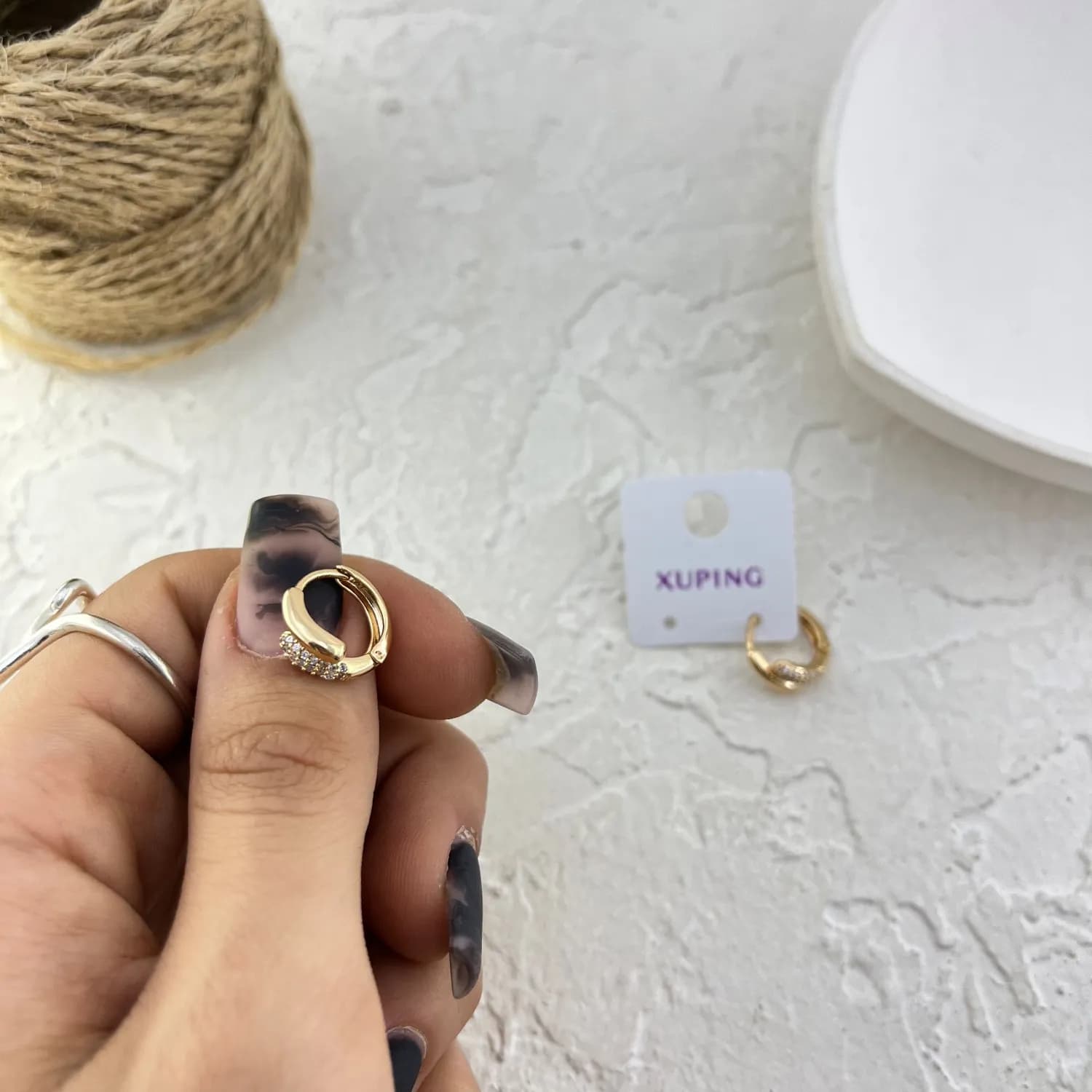 گوشواره زنانه ژوپینگ مدل نگین جواهری کد E6248 — تصویر ۲