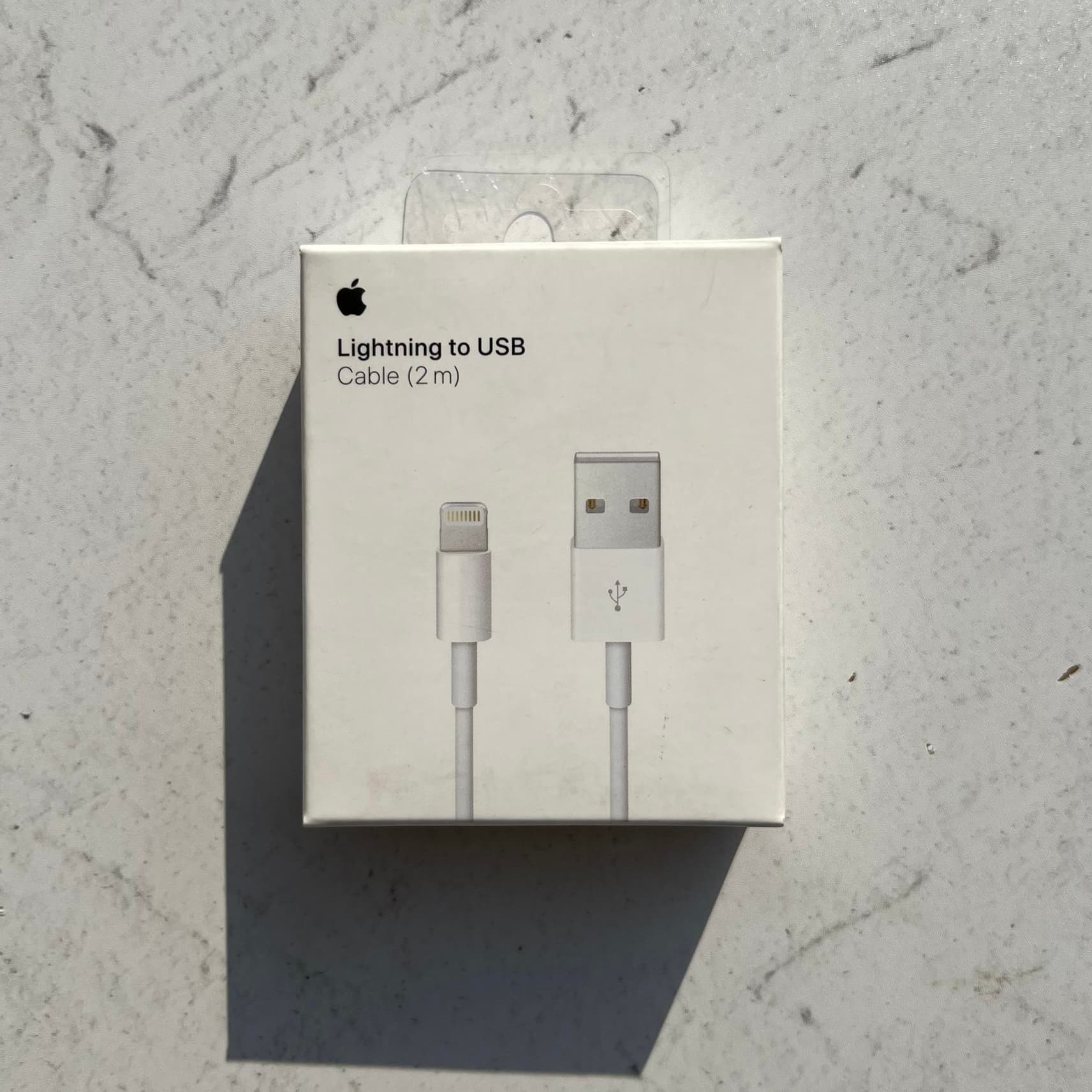 کابل شارژ Litghtnin to USB به طول 2 متر