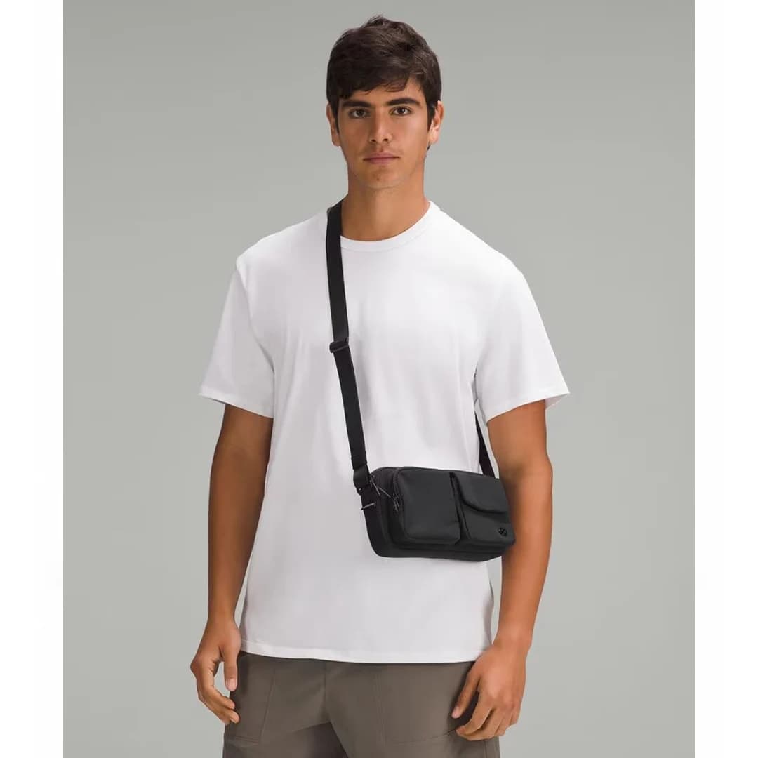 کراس بادی لولولمون Multi-Pocket Crossbody — تصویر ۶