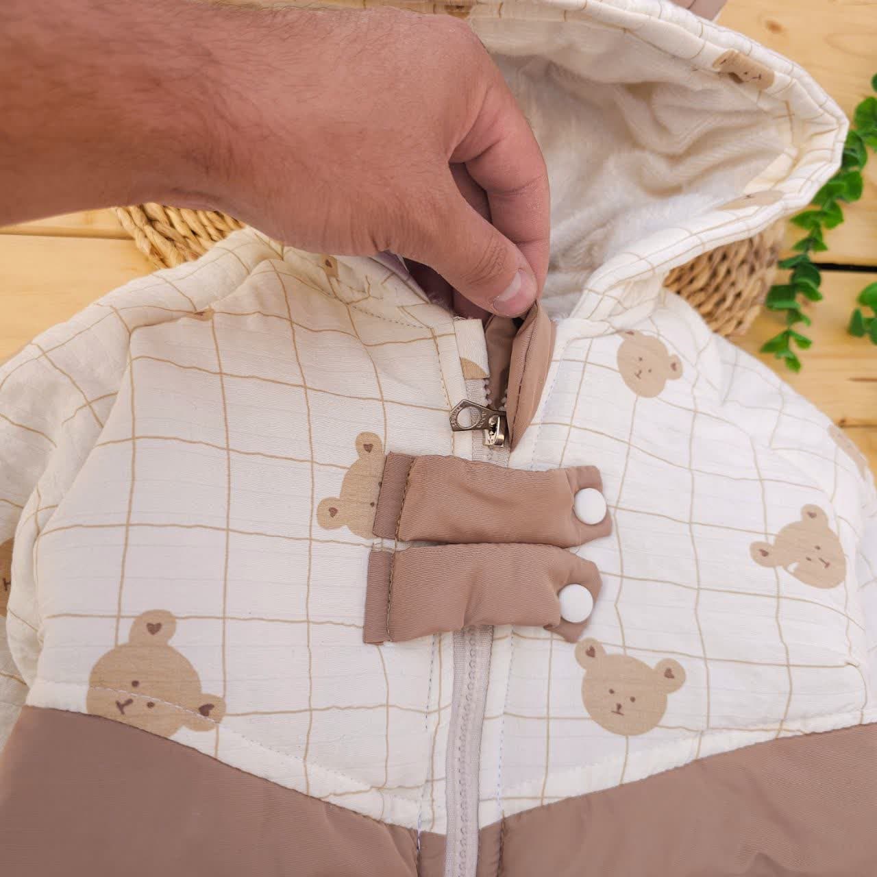 کاپشن سرهمی شمعی چاپی طرح ترک رنگ کرم Needs — تصویر ۴