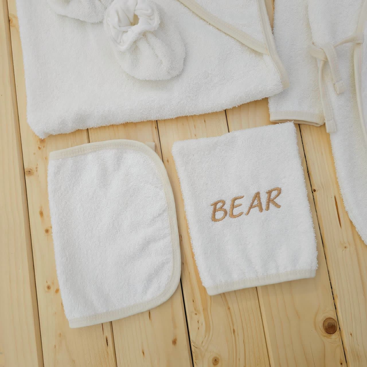 سرویس حوله 5 تکه گلدوزی دار اقتصادی طرح خرس BEAR سفید — تصویر ۸