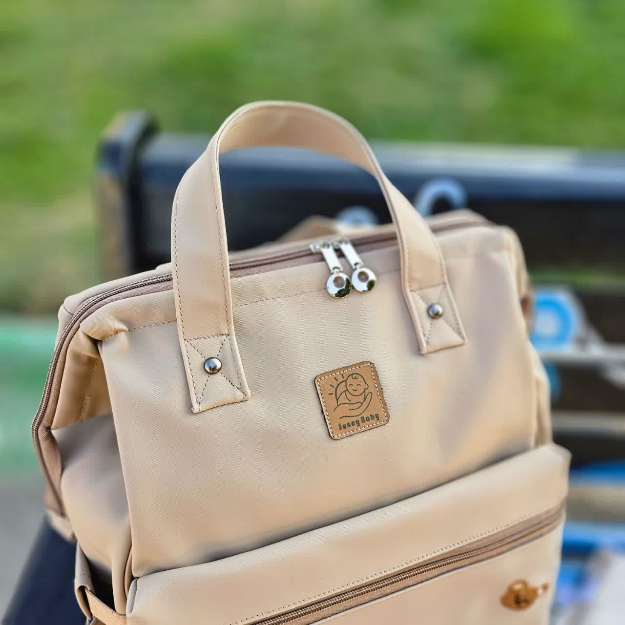 کیف کوله 3تکه (کیف کوچک و زیرانداز) گلدوزی دار تدی کرم Sunnbaby — تصویر ۷