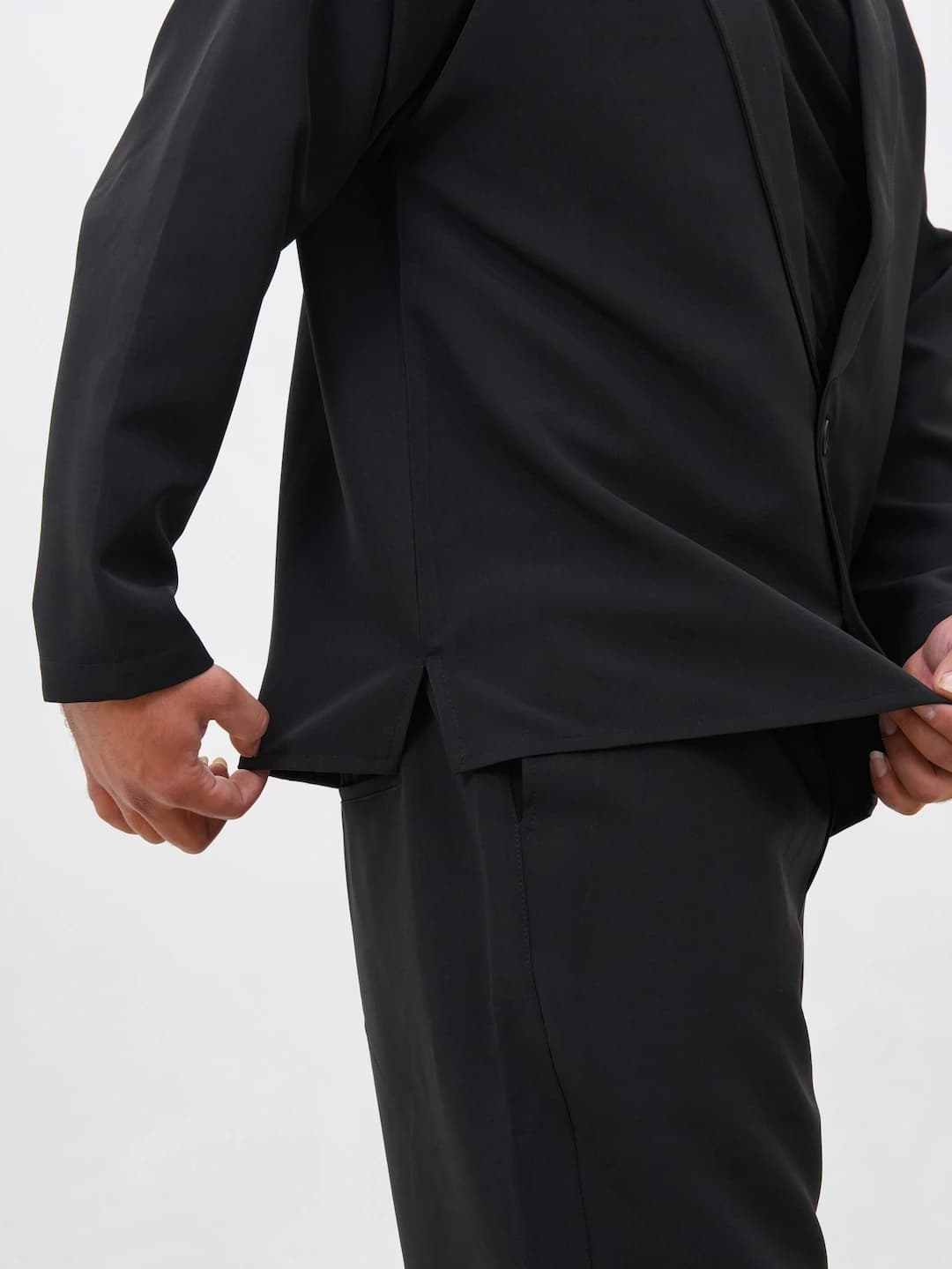 ست تابستانه مردانه کت وشلوار پارچه مازراتی کد 100177 D 104 — تصویر ۳