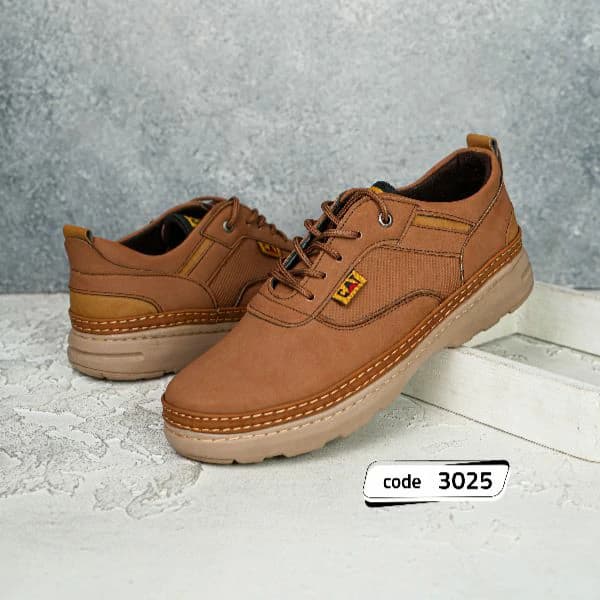 کفش بندی خاکی عسلی دوردوخت زیره کرم CAT (کد3025) — تصویر ۳