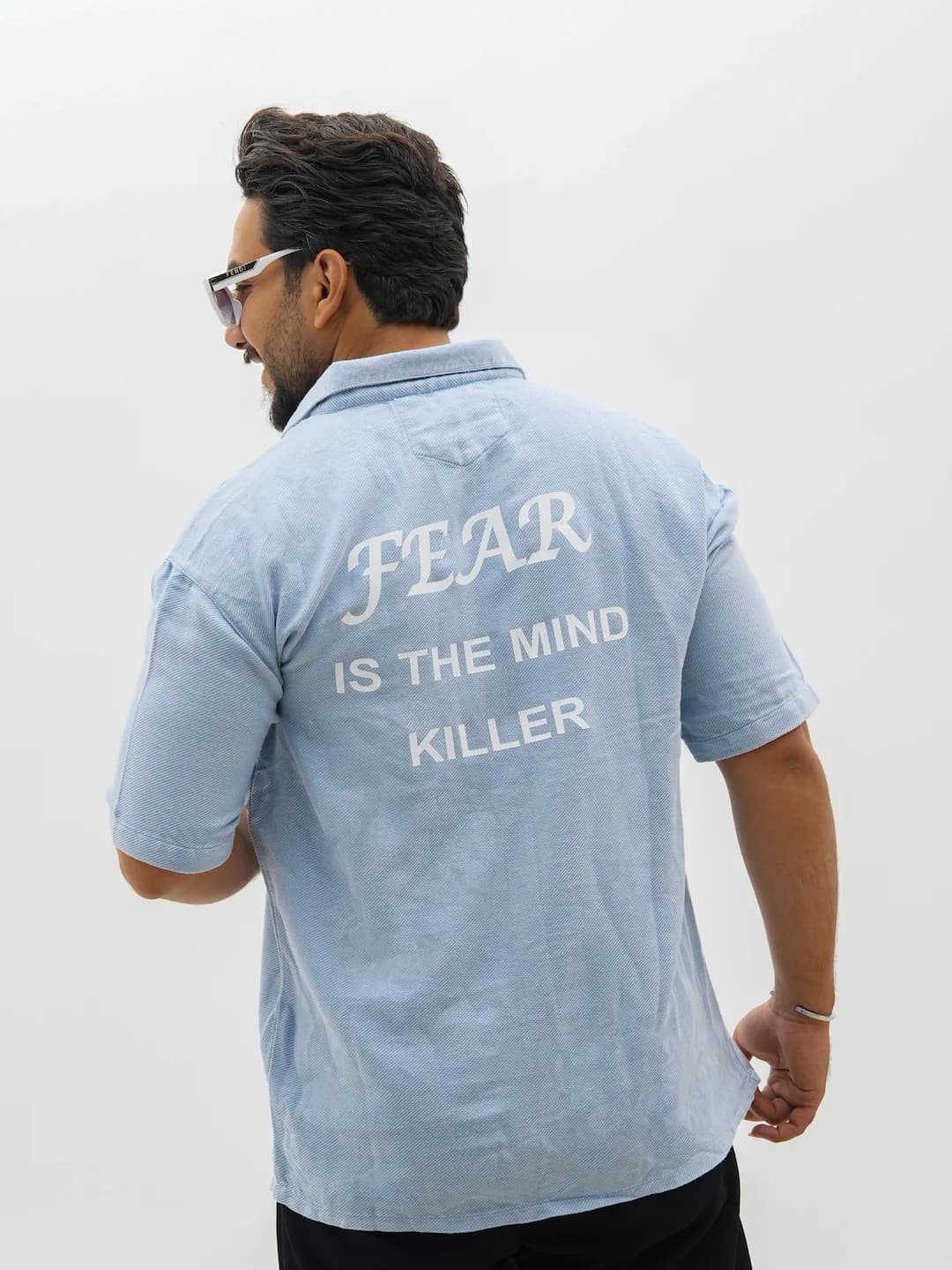 پیراهن مردانه آستین کوتاه پنبه سنگشور طرح FEAR کد 20171 E 201 — تصویر ۳