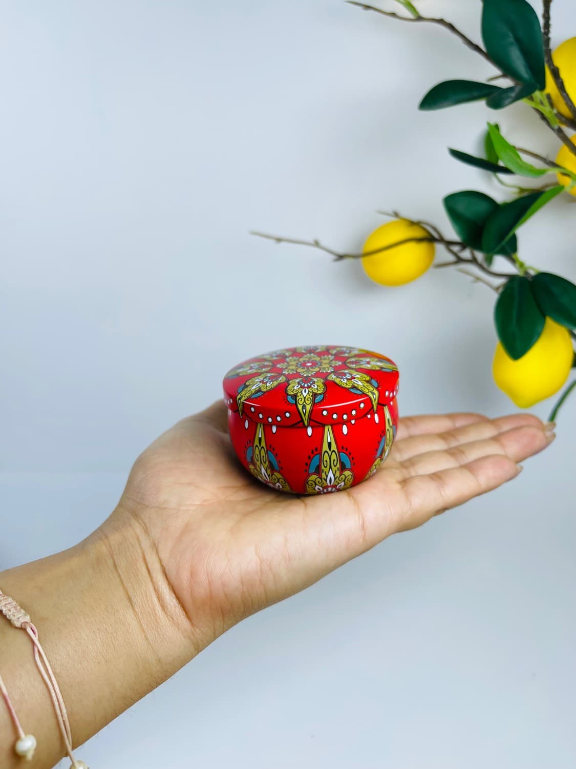 قوطی فلز سنتی کوچک — تصویر ۲